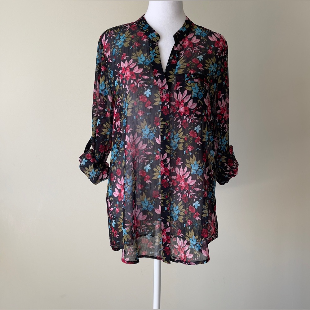 Kut from the Kloth Floral Sheer Long Folding Sleeve Button Down Blouse EUC - Picture 4 of 7